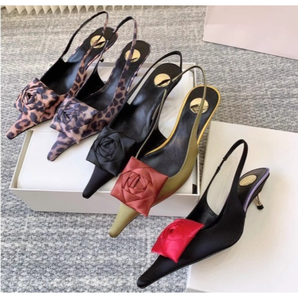 Women Fashion Show - Summer Women's New Pointed Shallow Mouth