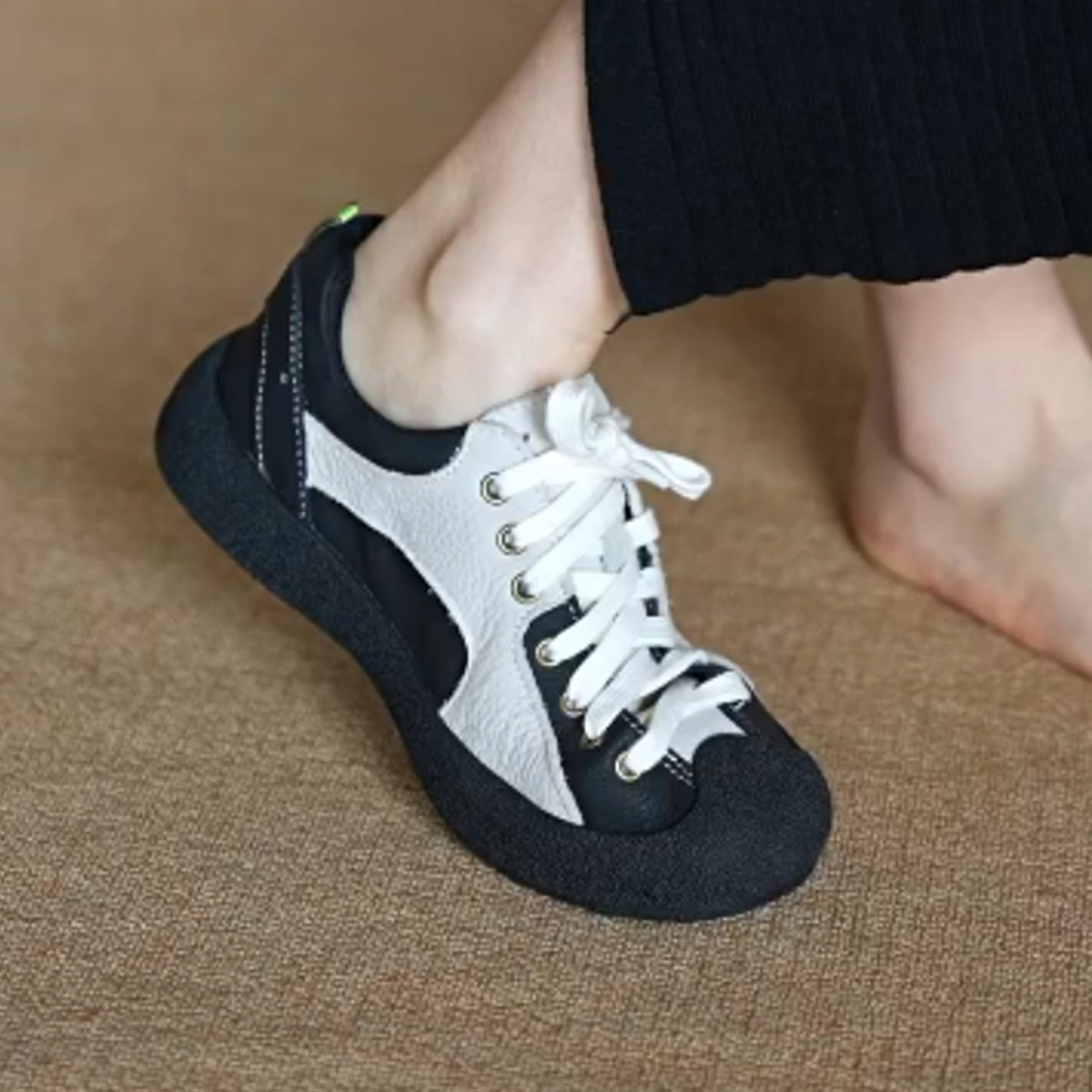 Ultra-Soft Women's Casual Snea - огляд і ціна Women'S Fashion Market Size