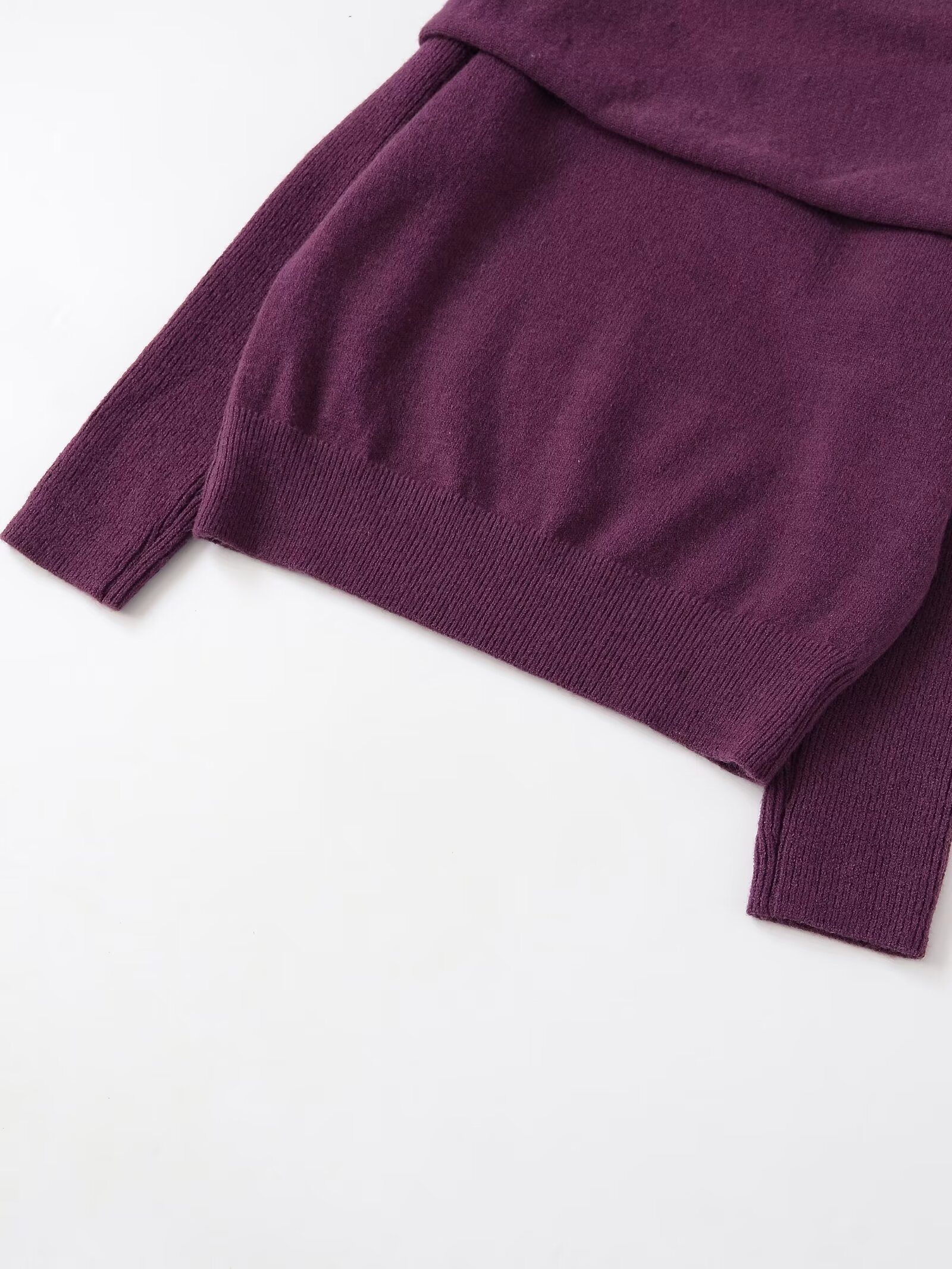 KONDALA Vintage Wine Red Sexy  - огляд і ціна Women'S Fashion Trends Fall 2025